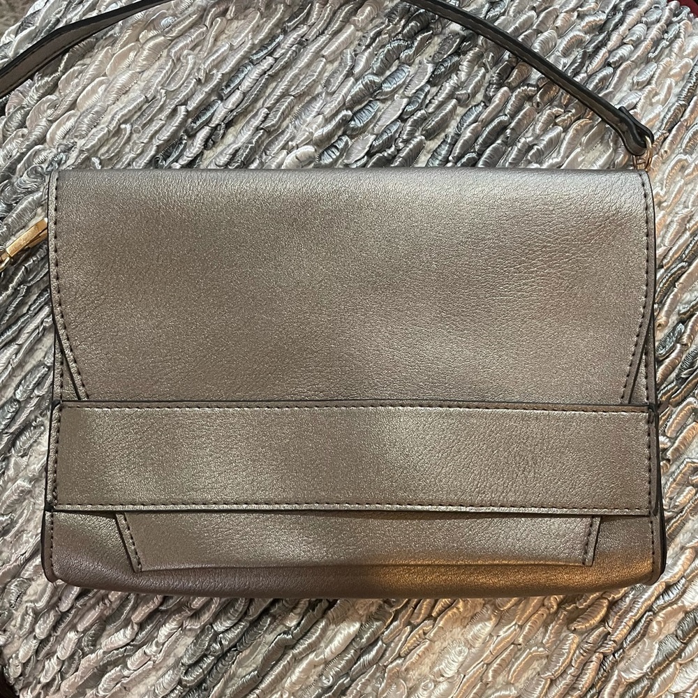 Metallic crossbody